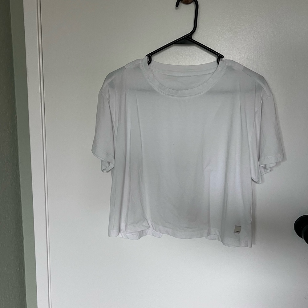 Vuori Short Sleeve Feather Cross Back Tee - White - Size L